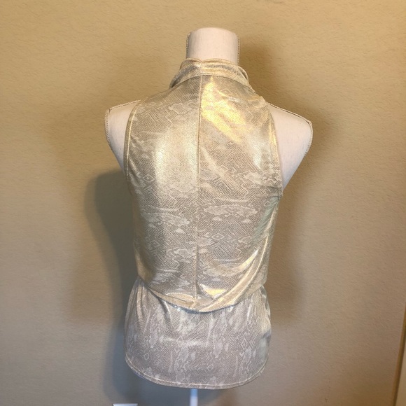 Beautiful Gold and Cream Blouse - Picture 2 of 5